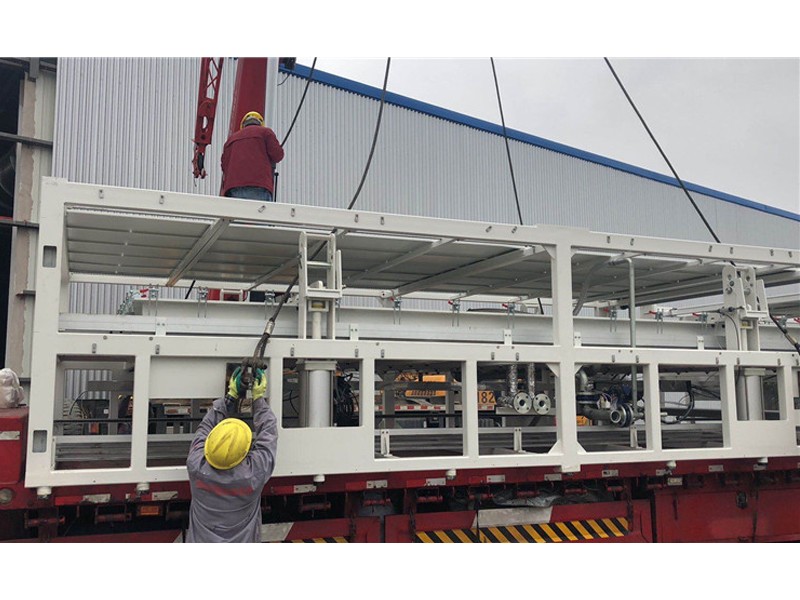 光伏设备38吨层压机吊装卸车气垫搬运定位
