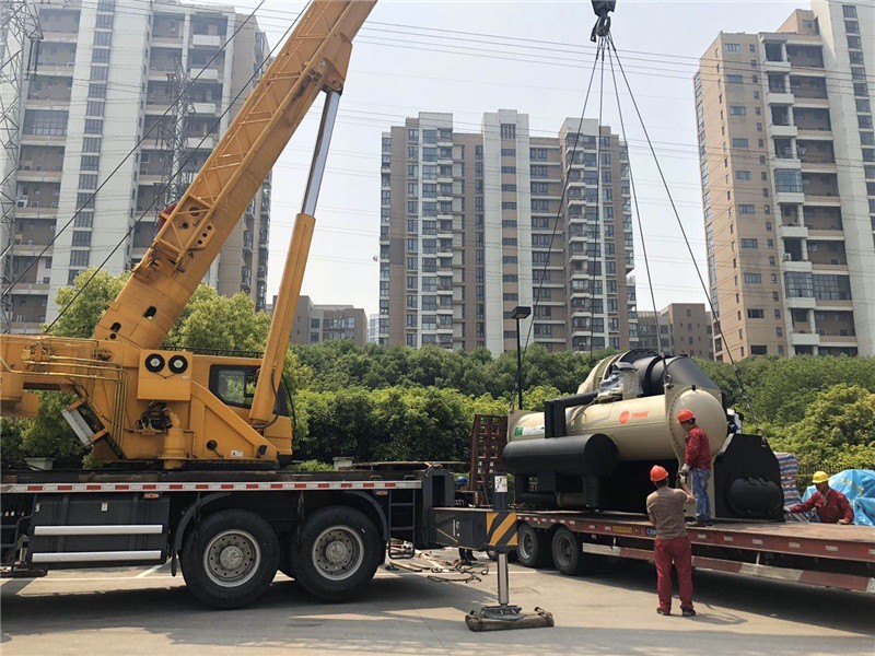 空调主机及冰水机主机吊装上楼搬运定位